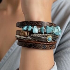 Multi Layer Turquoise Beads Magnetic Buckle Bohemian Wrap Bracelet Leather NWOT